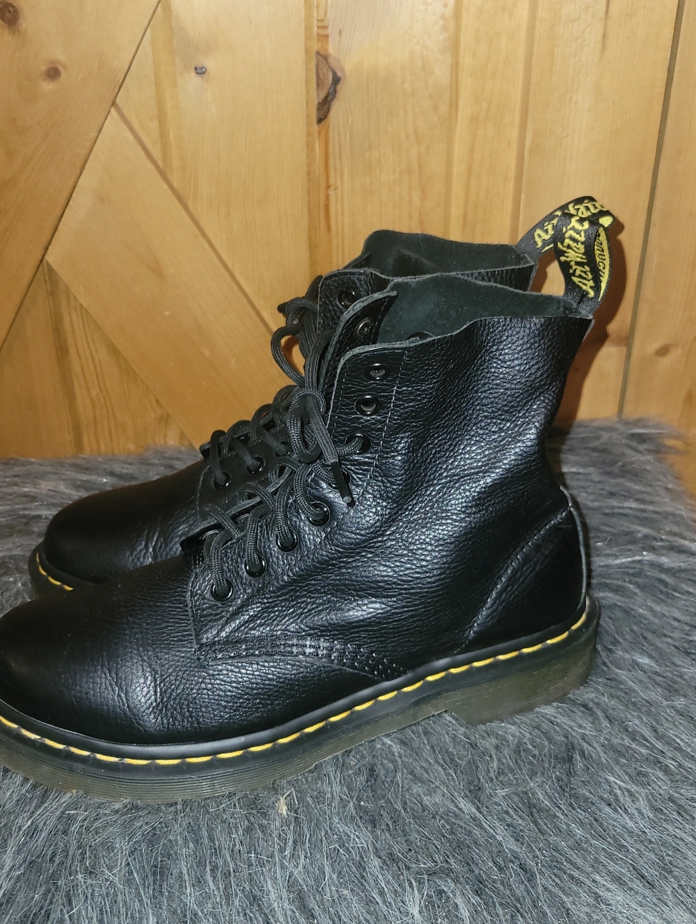 Dr. Martens 1460 Pascal Black Leather Boots Women’s 9 - Picture 5 of 15